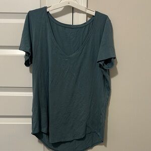 Women's Lululemon Teal Top